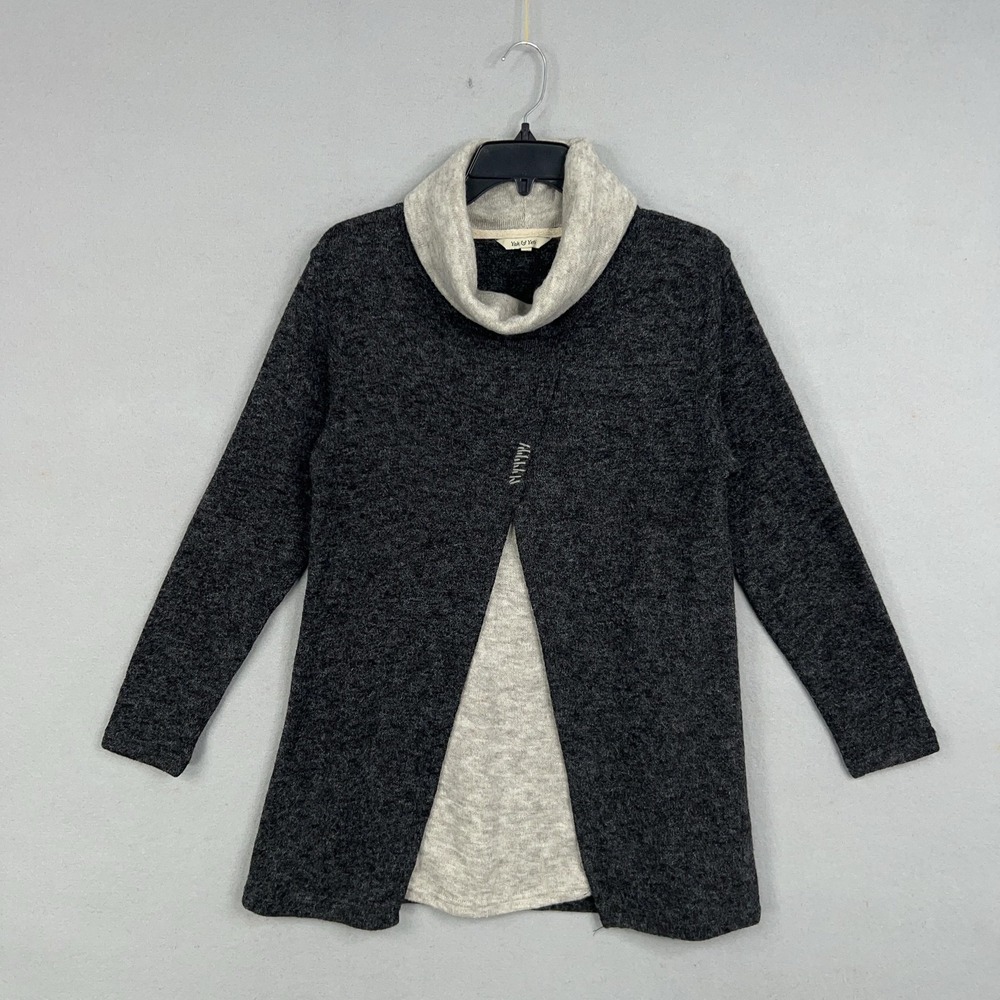 Yak & Yeti Sweater Womens Medium Gray Cowl Neck Front Slit Minimal Eclectic
